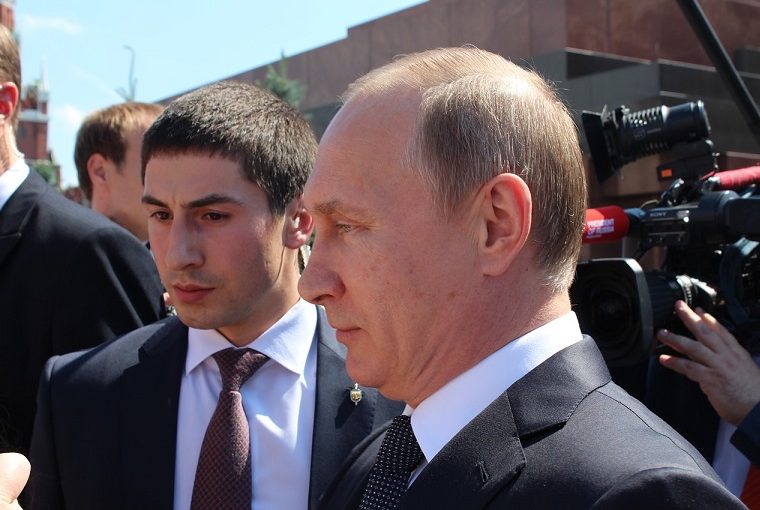 Vladimir Putin, aprovação. Rússia, pesquisa popular, guerra Ucrânia