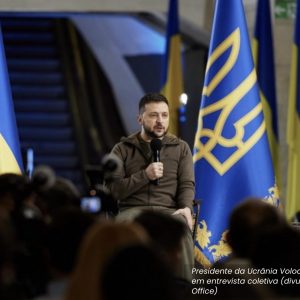 Presidente Ucrânia Volodymyr Zelensky lei de mídia liberdade de impensa censura