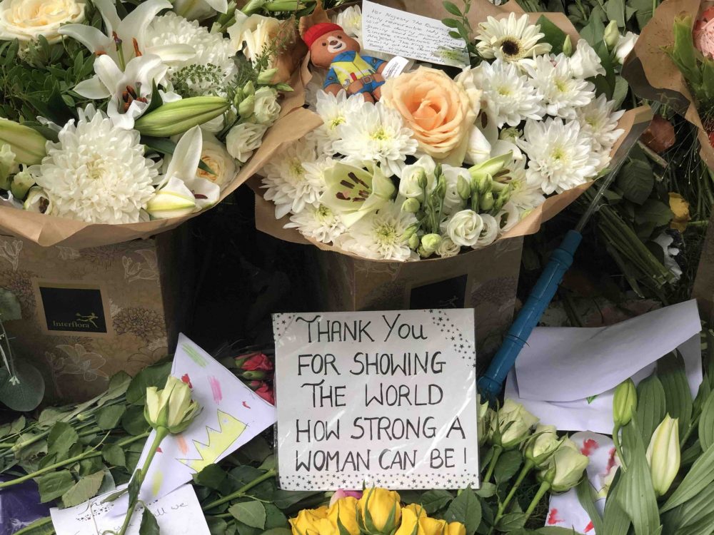 Floral Tribute homenagens flores Elizabeth II Green Park Londres morte rainha