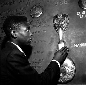 Foto Pelé exposição Copa do Mundo 