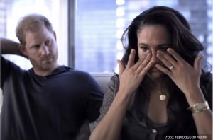 Netflix documentary Harry Meghan royal family monarchy racism USA