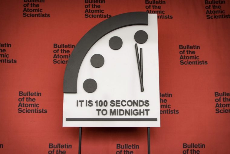 Relógio do Apocalipse Juízo Final Doomsday Clock