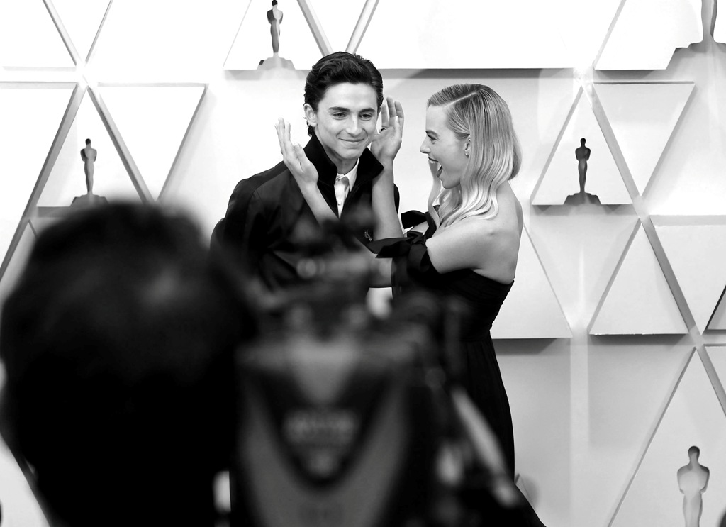 Timothée Chalamet e Margot Robbie fotógrafo foto tapa Oscar 2022 cinema entretenimento Hollywood 