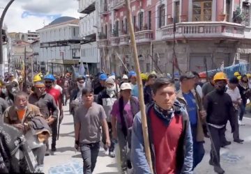 Jornalistas agredidos protestos Equador