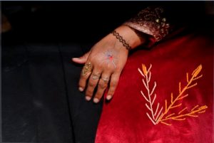 Fotografia documental mulheres fotógrafas subsídio para fotógrafas Women Photograph mão de mulher Egito