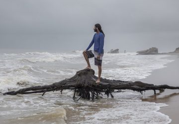 Brasileiro premiado fotografia ética prêmio de fotografia concurso de fotografia meio ambiente mudança climática Atafona erosão do mar