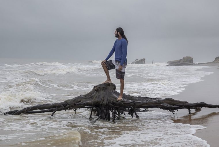 Brasileiro premiado fotografia ética prêmio de fotografia concurso de fotografia meio ambiente mudança climática Atafona erosão do mar