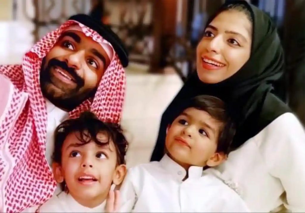 Salma al-Shehab condenada Twitter Arábia Saudita liberdade de expressão