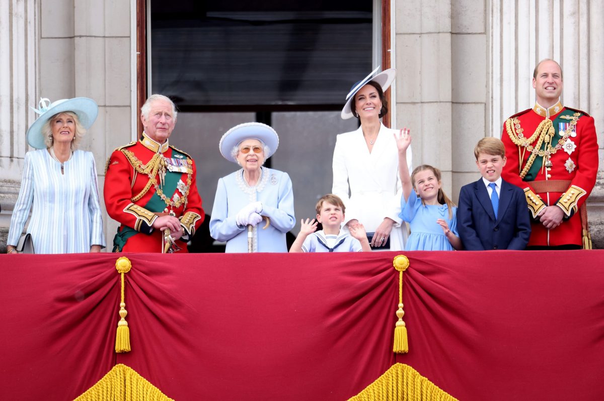 Rainha Elizabeth Jubileu de Platina monarquia Reino Unido 
