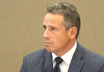 Chris Cuomo é acusado de agressão sexual por ex-colega da ABC News( Foto: Reprodução/NY Attorney General)