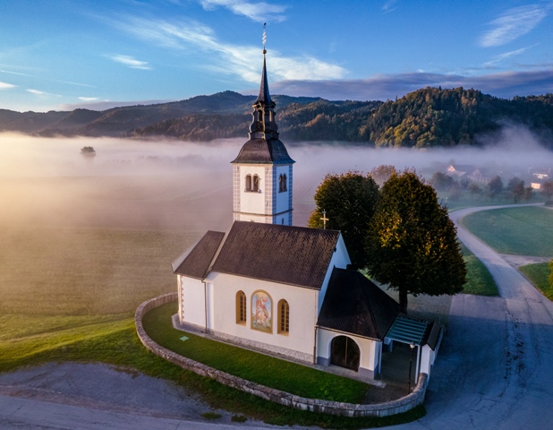 igreja de são joão batista fotografia de monumentos Eslovênia