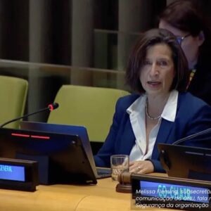 Melissa Fleming, da ONU, fala sobre riscos da IA para o trabalho da entidade no Conselho de Segurança, em Nova York
