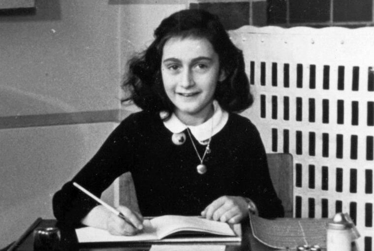 Anne Frank, autora de um diário do Holocausto, é tema de novo livro sobre sua vida antes do esconderijo na guerra