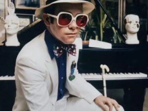 Retrato de Elton John vai a leilão em Nova York