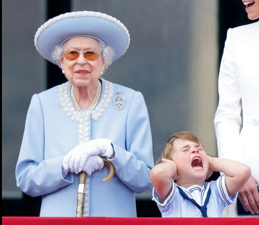 rainha Elizabeth e prínicipe Louis no Jubileu de Platina prêmio de fotojornalismo Londres