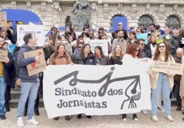 Greve de jornalistas em Portugal protesto no Porto