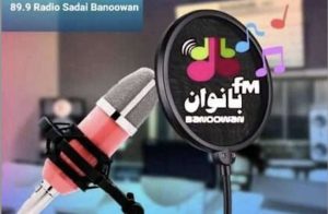 Rádio de mulheres jornalismo Talibã Afeganistão censura repressão