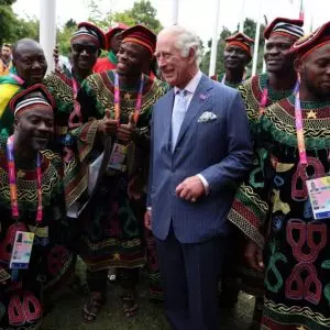 Rei Charles participa de eventos como os jogos olímpicos da Commonwealth mas pesquisas mostram que países que o têm como chefe de Estado querem fim da monarquia