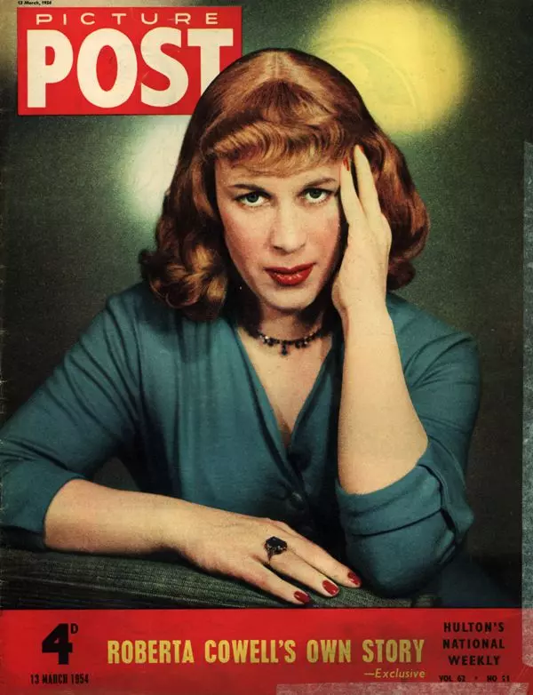 Foto capa de revista com Roberta Cowell é uma das fotos do arquivo da Getty Images sobre a história do movimento LBGTQ