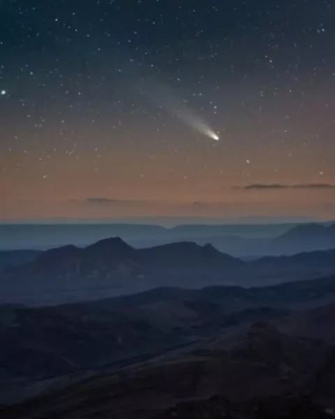 Foto cometa Leonard em Israel é uma das finalistas do prêmio de fotografia astronômica do Observatório de Greenwich Londres
