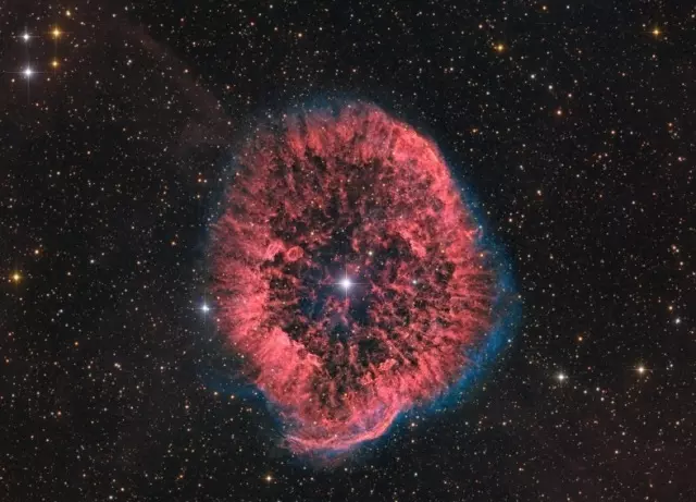 Foto da nebulosa bolha Wolf Rayet é uma das finalistas do prêmio de fotografia astronômica do Observatório de Greenwich Londres