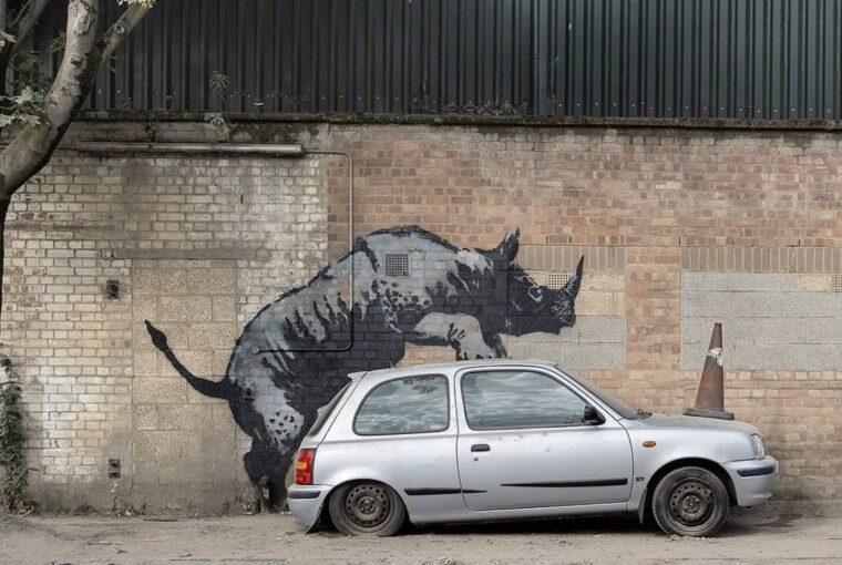 Mural de Banksky em Londres rinoceronte