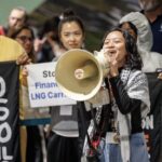 Protesto de povos indígenas contra exploração de combustíveis fósseis em Baku, COP29