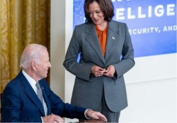 Presidente dos EUA Joe Biden e a vice-presidente Kamala Harris no dia da divulgação do decreto de regulamentação sobre inteligência artificial