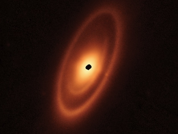 Estrela fotografada pelo telescópio James Webb
