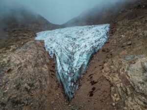Geleira do Monte Quênia, na África, está derretendo. A foto é uma das imagens dos eventos climáticos 2023