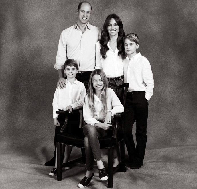 William Kate e filhos em foto de mensagem de Natal 