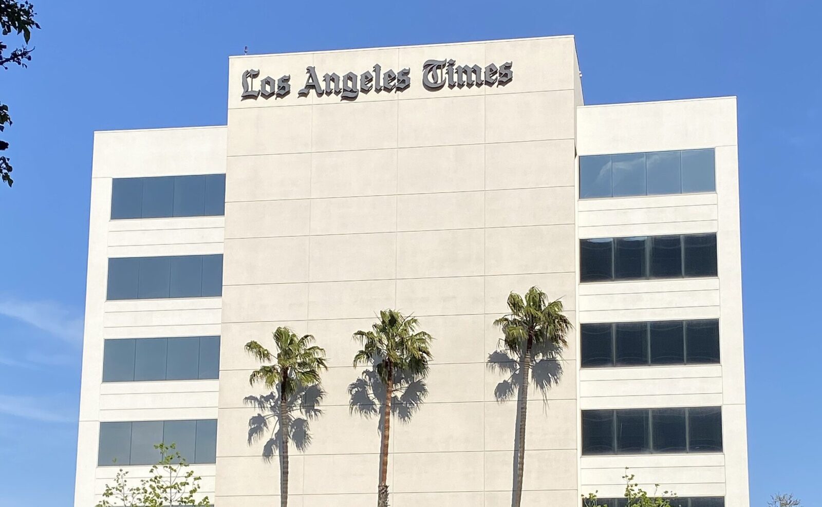 Demissões no Los Angeles Times: a imprensa dos EUA em crise ...