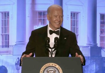 Joe Biden faz piadas no jantar para jornalistas na Casa Branca
