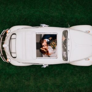 Foto de casamento feita com drone, finalista de prêmio de fotografia aérea