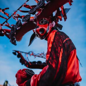 Homem mascarado na Cavalhadas de Pirenópolis, Goiás / Wiki Loves Cultura Popular 2024
