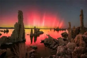Aurora boreal na Califórnia foi uma das fotos finalistas do concurso de Greenwich