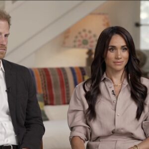 Harry e Meghan em entrevista à CBS lançamento de projeto contra suicídio infantil