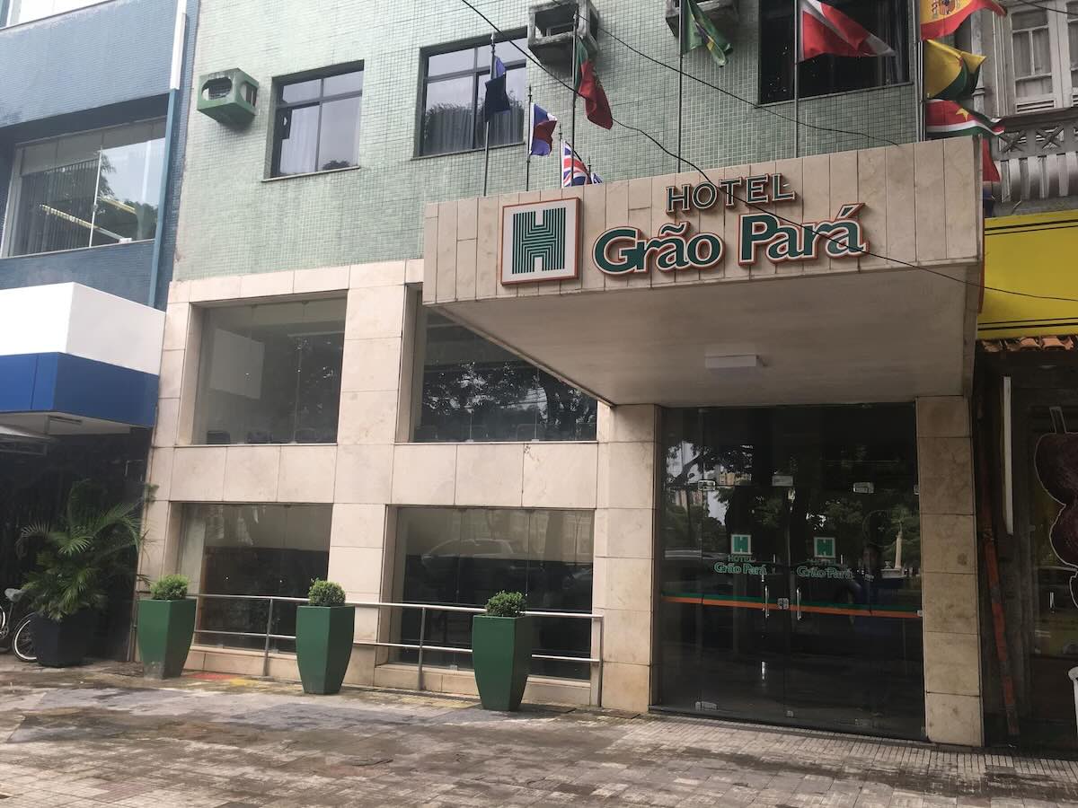 Fachada do hotel Grão Pará Belém