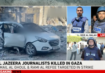 Captura de tela da rede Al Jazeera com notícia de seus dois jornalistas mortos em Gaza pelo exército de Israel