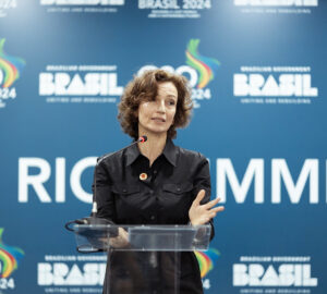 Audrey Azoulay, secretária-geral da Unesco, no lançamento de iniciativa contra desinformação climática em conjunto com Brasil durante o G20