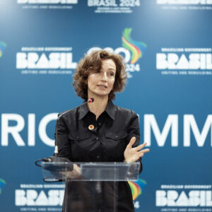 Audrey Azoulay, secretária-geral da Unesco, no lançamento de iniciativa contra desinformação climática em conjunto com Brasil durante o G20