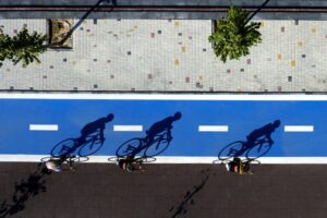 Ciclistas pedalando na Turquia