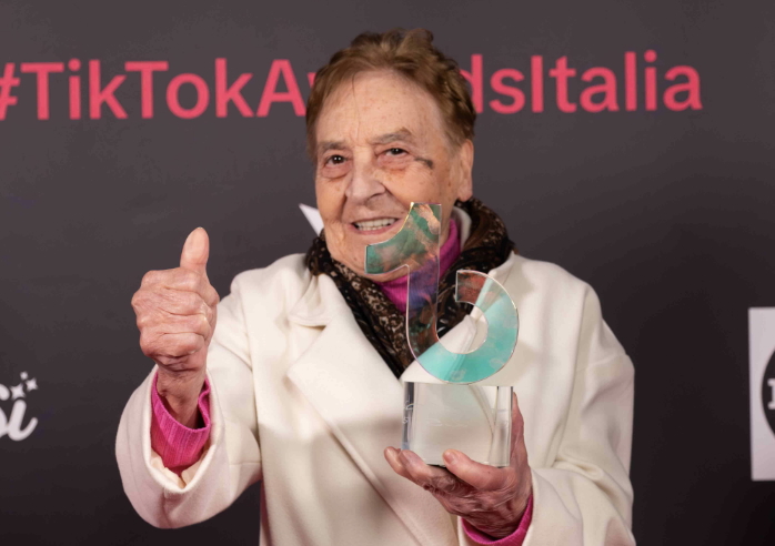 Com receitas e autenticidade, vovó influenciadora de 84 anos é eleita TikToker do ano na Itália