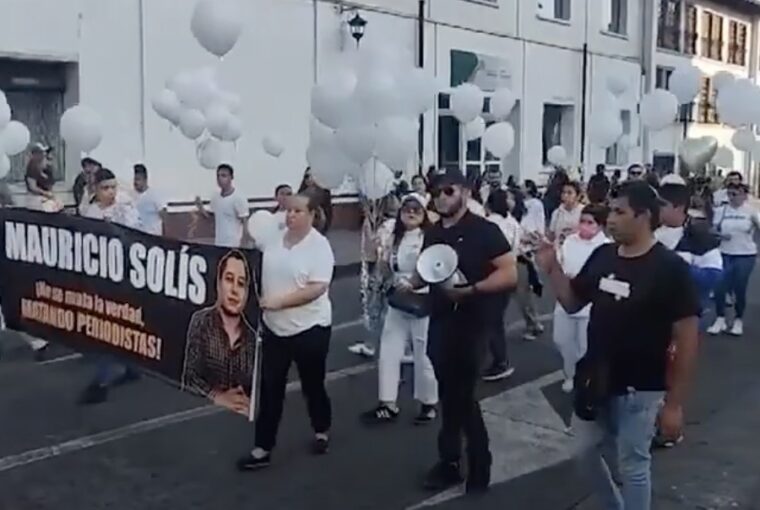 Protesto por justiça para jornalista morto no México