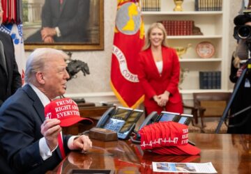 Donald Trump em entrevista coletiva para a imprensa na Casa Branca