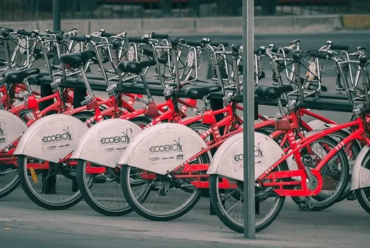 Estação de bicicletas elétricas