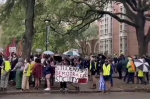 Protesto de estudantes em apoio ao Hamas nos EUA