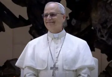 Papa Leão 14 em encontro com a imprensa no Vaticano