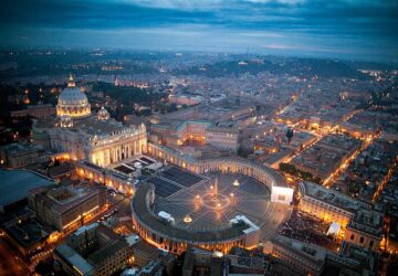 Cidade do Vaticano à noite