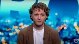 Alistair Kitchen, blogueiro e escritor australiano deportado dos EUA